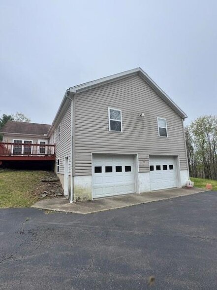 Building Photo - 4545 Leisure Lakes Rd
