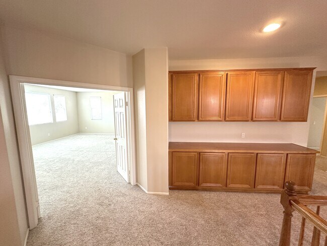 Building Photo - 6382 Puma Pl
