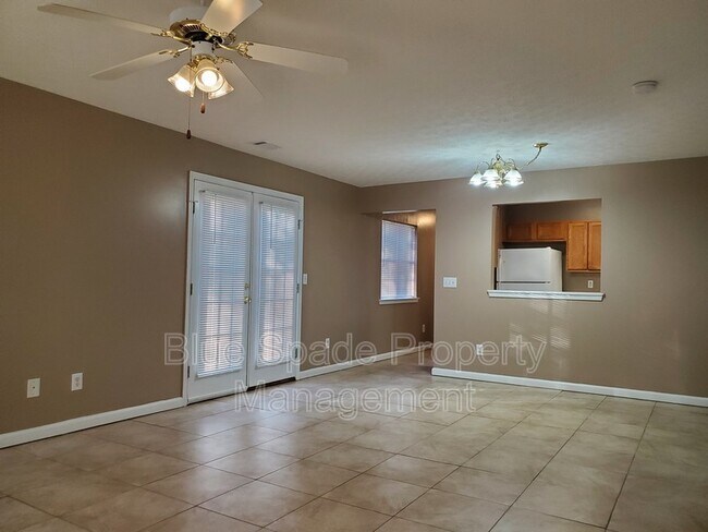 Building Photo - 6237 Dorsett Shoals Rd