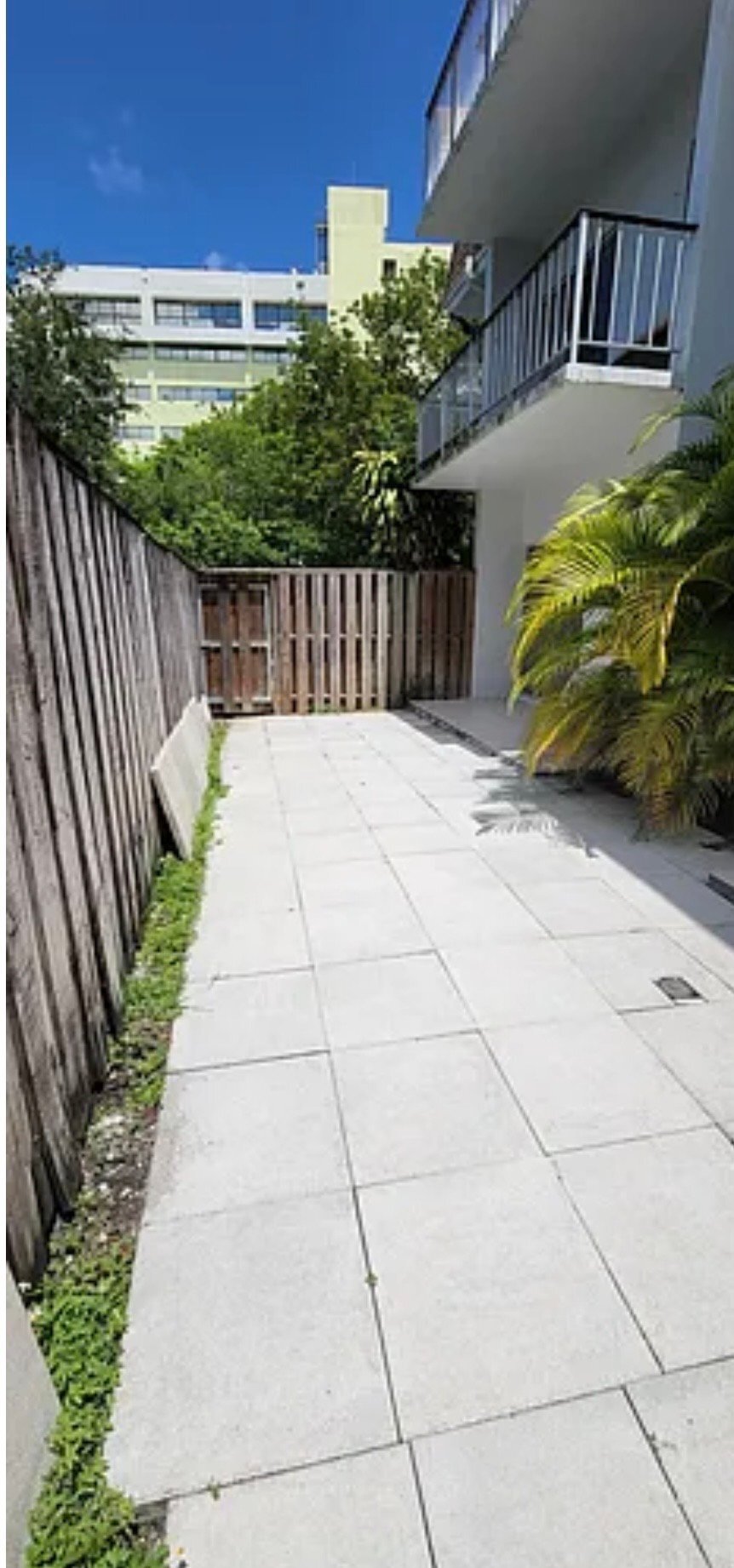 Building Photo - 9611 SW 77th Ave