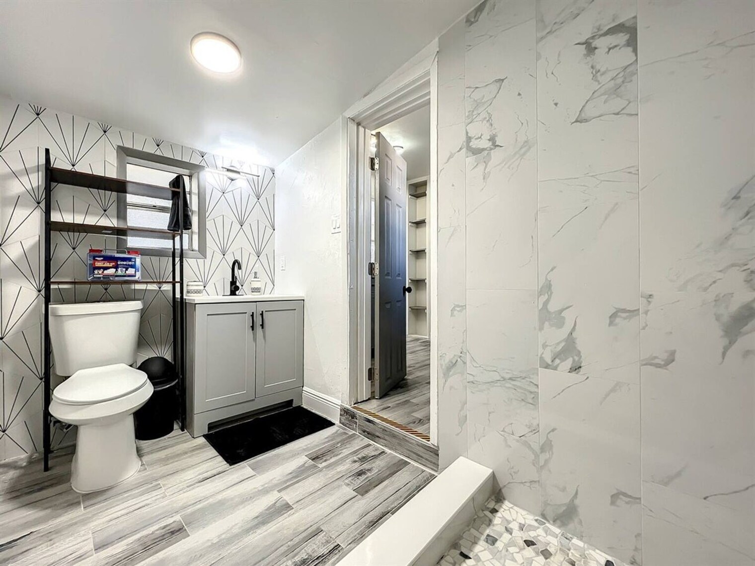 Building Photo - 2317 Homeland St