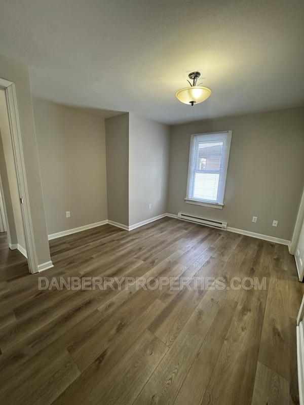 Building Photo - 600 South St