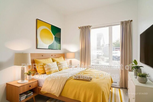 Building Photo - 5878 N Harvard St