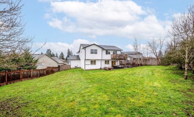 Building Photo - 16669 Rainier View Dr SE