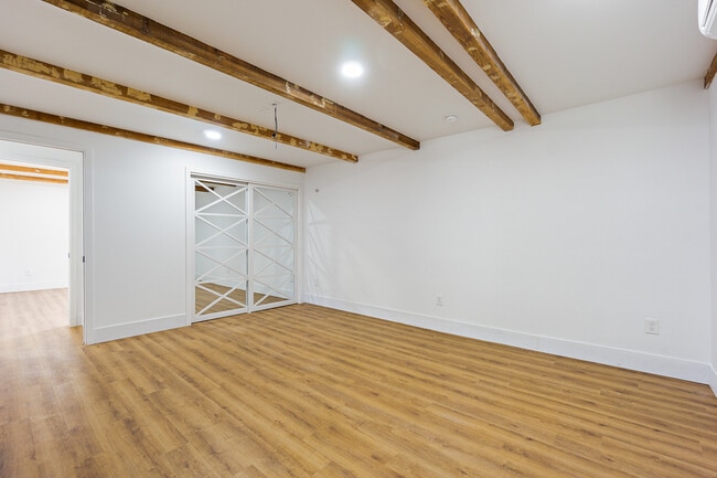 Building Photo - 2620 S 227th Pl