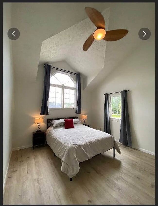 Building Photo - 5422 Larkspur Cir