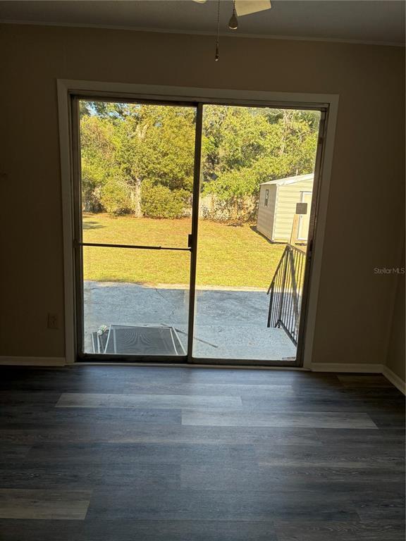 Building Photo - 470 SW Dove St