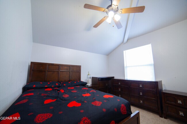 Building Photo - 13260 Emerald Creek Dr