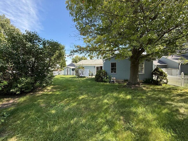 Building Photo - 2610 Barley Ct