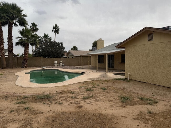 Building Photo - 5102 E Bannock St