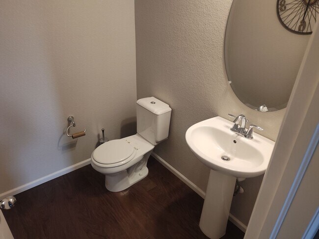 Building Photo - 3 bedroom Westminster home for rent
