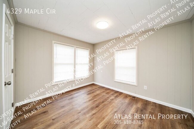 Building Photo - 4329 Maple Cir