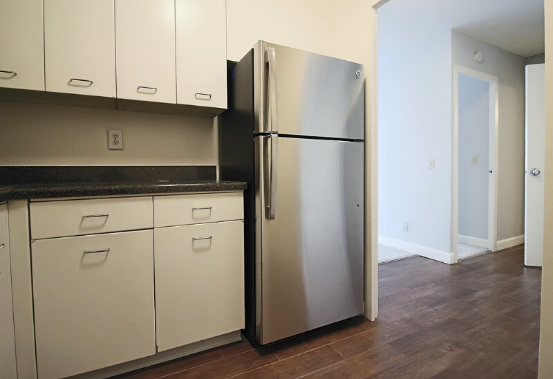 Building Photo - 1350 N Ritchie Ct