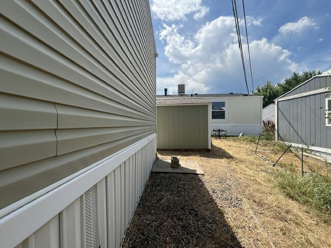 Building Photo - 1435 D St