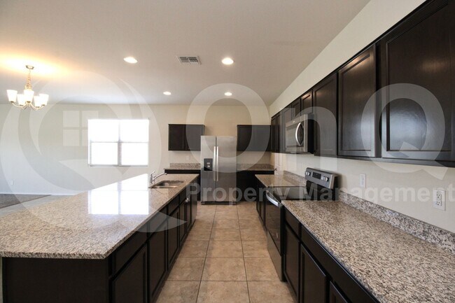 Building Photo - 2455 E Alida Dr