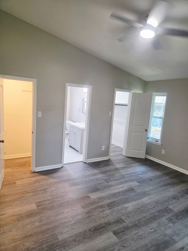 Building Photo - 7410 Woodoak Dr