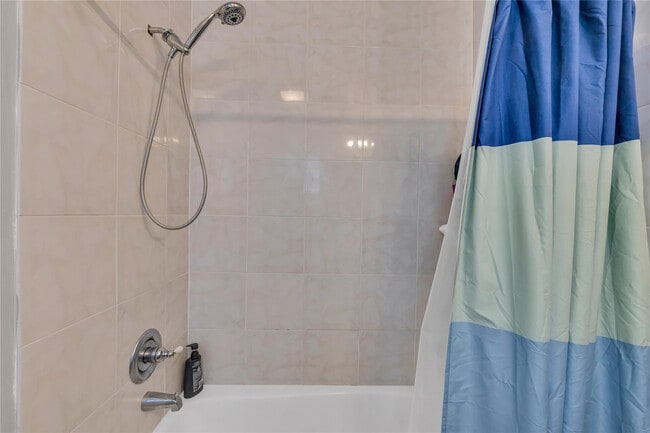 Building Photo - 11266 NW 10th Pl