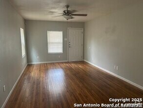 Building Photo - 1334 W Ridgewood Ct