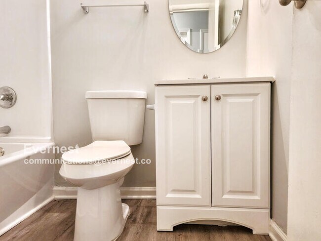 Building Photo - 8249 Kendrick Rd