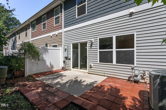 Building Photo - 117 Cobalt Creek Way