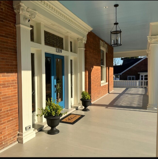 Building Photo - The Fitzgerald