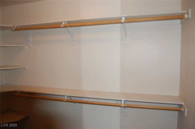 Building Photo - 5441 Barnwood Ct
