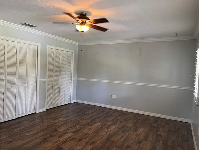 Building Photo - 8015 Sycamore Dr
