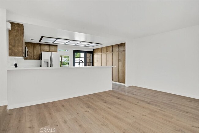Building Photo - 23310 Park Sorrento