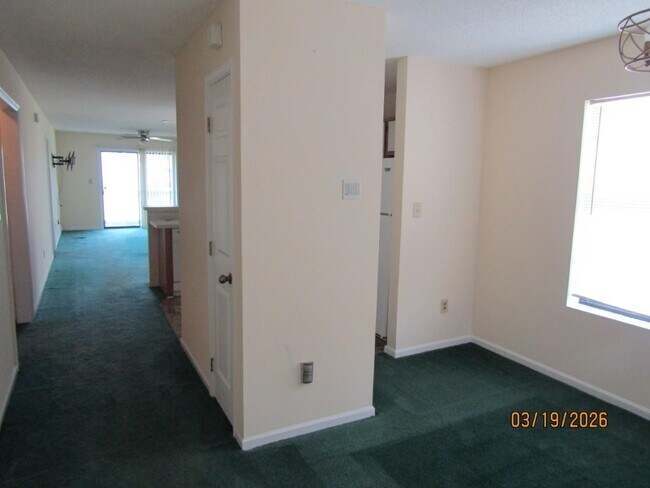 Building Photo - 1095 Plantation Dr