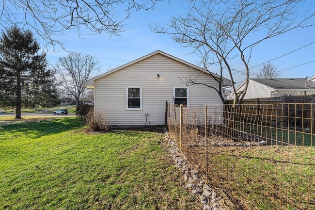 Building Photo - 3126 Arrowhead Dr