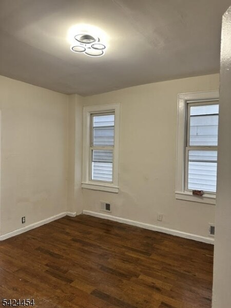 Building Photo - 102 S 12th St