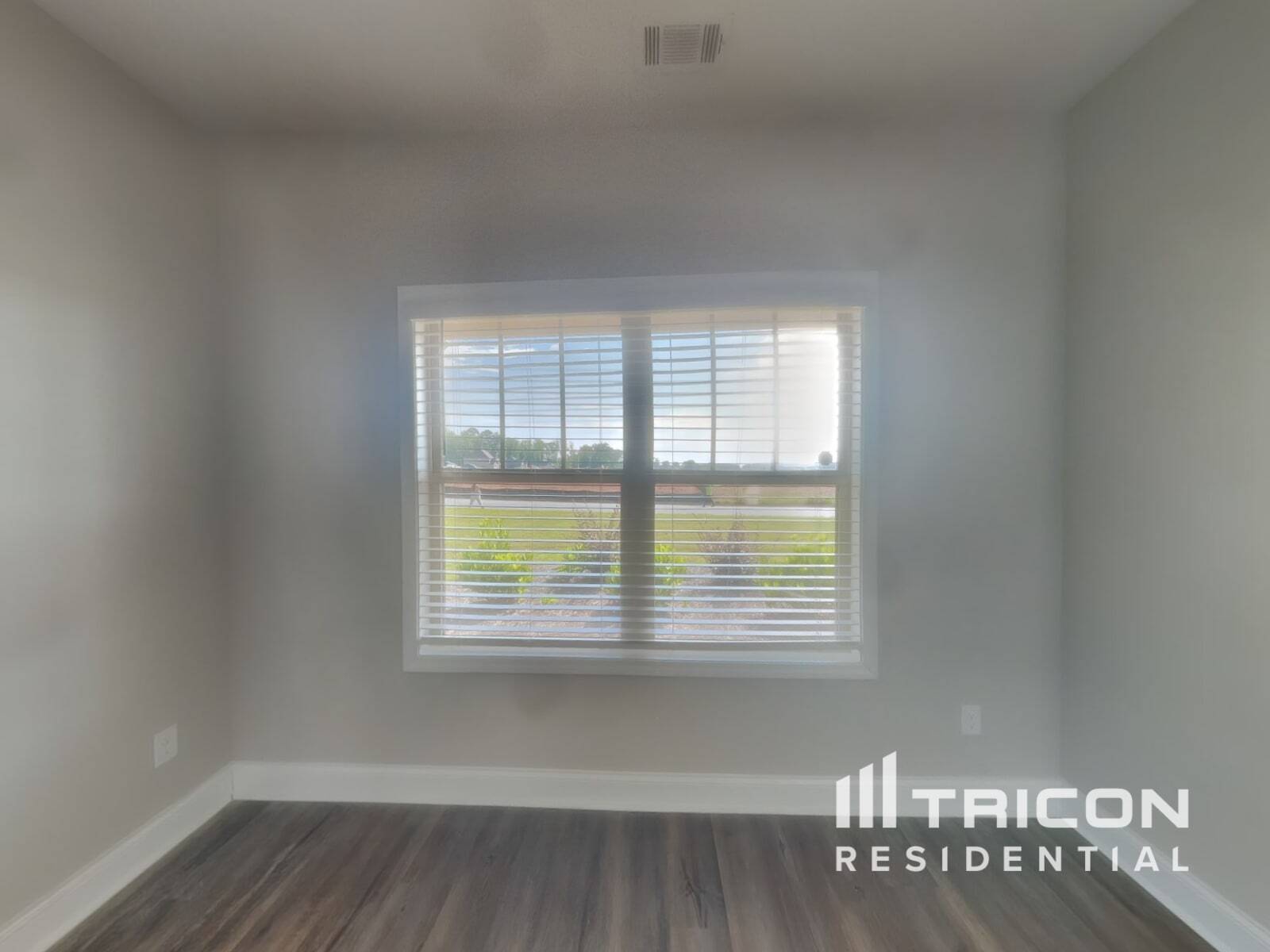 Building Photo - 103 Kennelsman Dr