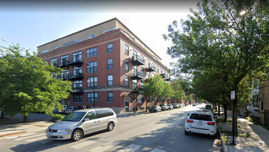 Building Photo - 3500 S Sangamon St