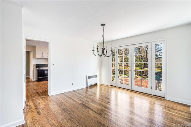 Building Photo - 110 Hegemans Ln