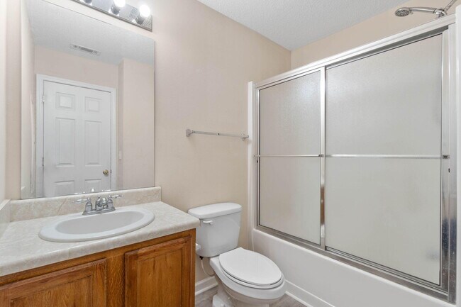 Building Photo - 183 Swaying Pine Ct