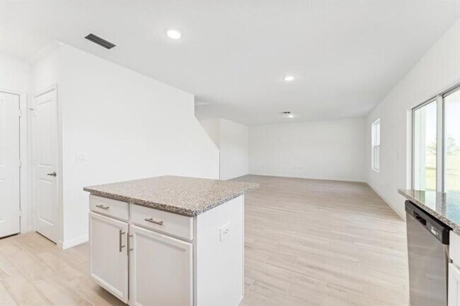 Building Photo - 5085 Armina Pl