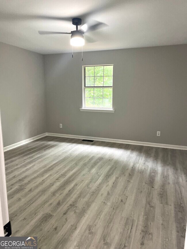 Building Photo - 5019 Peach Mountain Cir