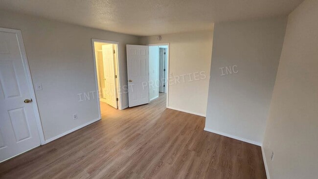 Building Photo - Remodeled 3 Bd Home W/ Washer & Dryer Hook-ups, Large Fenced Backyard, Gas Fireplace & 2 Car Garage!