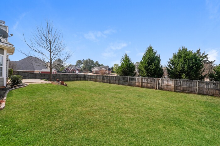 Building Photo - 2508 Oak Creek Ln