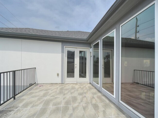 Building Photo - 14319 Shadow Garden Ln