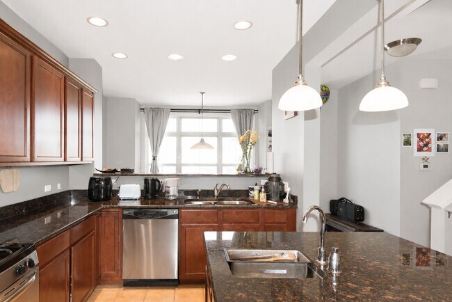 Building Photo - 263 Aspen Pointe Rd