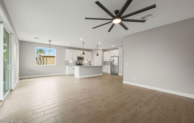 Building Photo - 2517 N 56th St