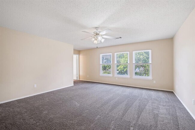 Building Photo - 2507 Byfield Dr