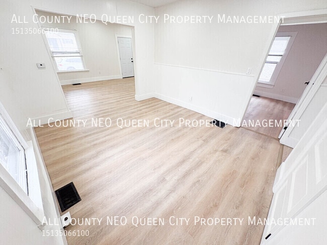 Building Photo - 2117 Sherer Ave