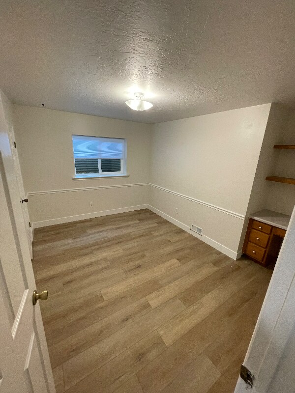 Building Photo - 9891 Heytesbury Ln