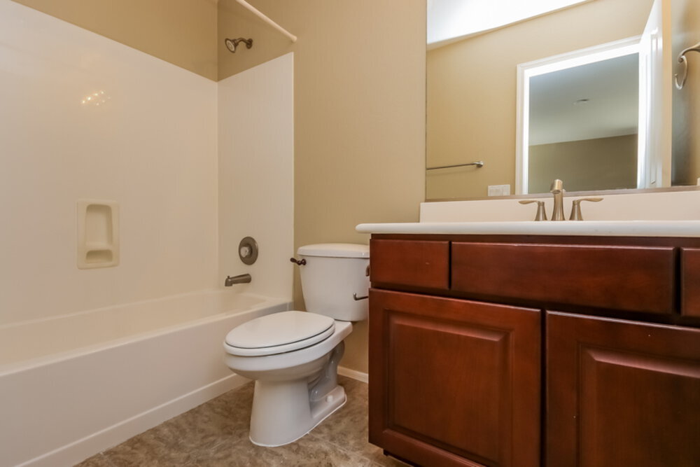 Building Photo - 3297 E Ivanhoe St