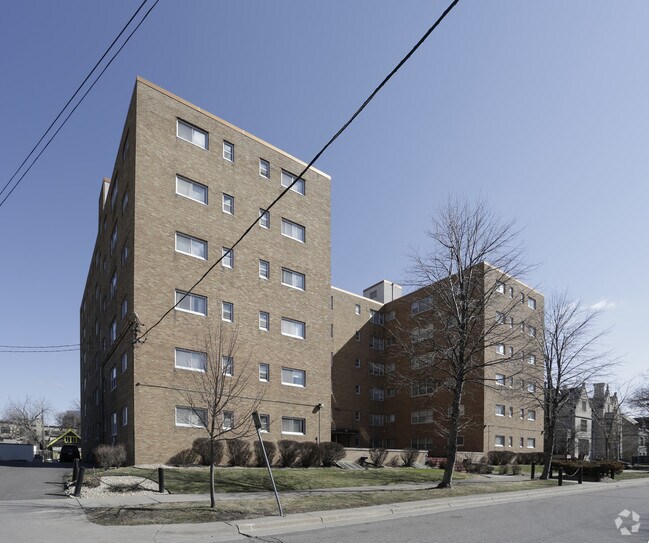 Rose Manor Minneapolis, MN Apartment Finder