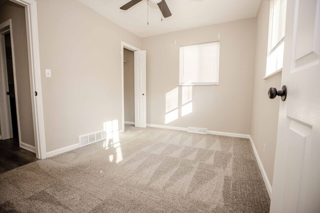 Building Photo - Beautiful Two bedroom home available for rent!