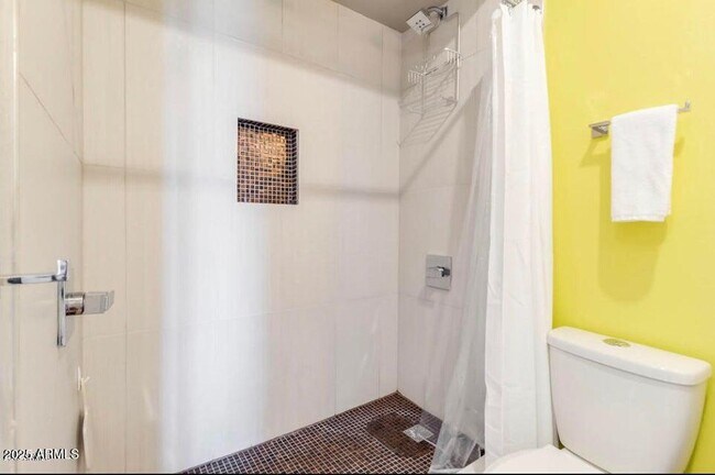 Building Photo - 4750 N Central Ave