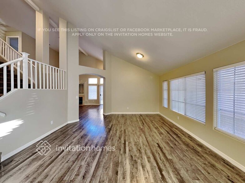 Building Photo - 9148 Sangria Ln